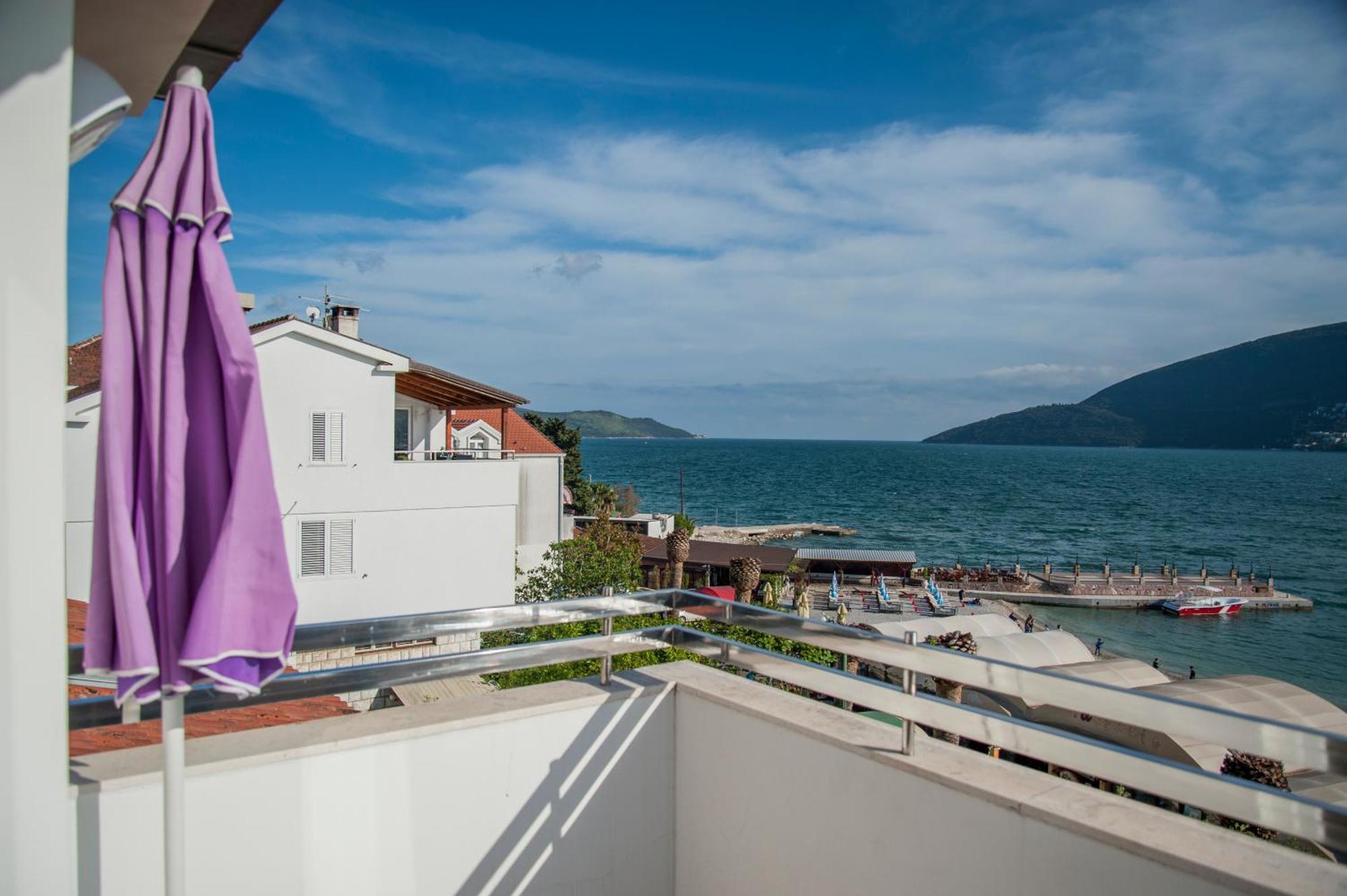 Apartments Mako Herceg Novi Exterior photo