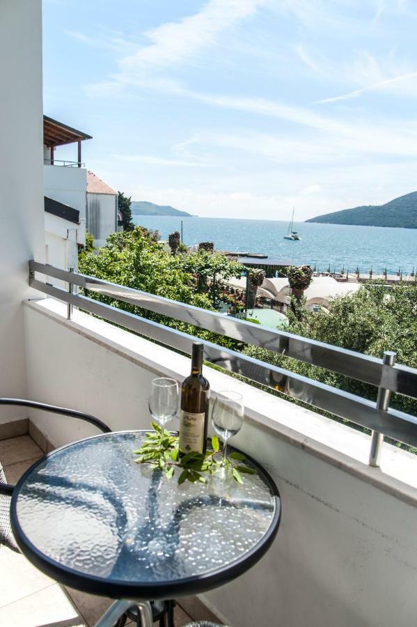 Apartments Mako Herceg Novi Exterior photo